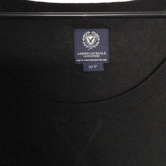 American Eagle sweater - Picture 2 of 2